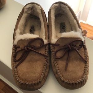 Women’s Chestnut Dakota ugg moccasin size 6 VGUC